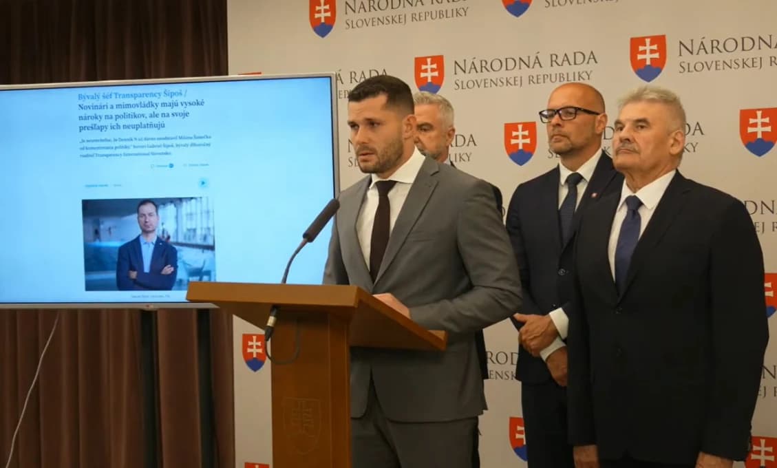 Glück vyzval Šimečku, aby predal Denník N: Takto môže uhradiť manželkinu exekúciu