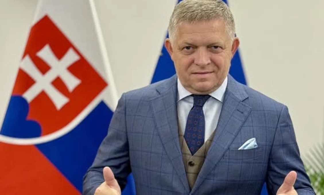 Opozícia v totálnom lese a sebavedomý Fico