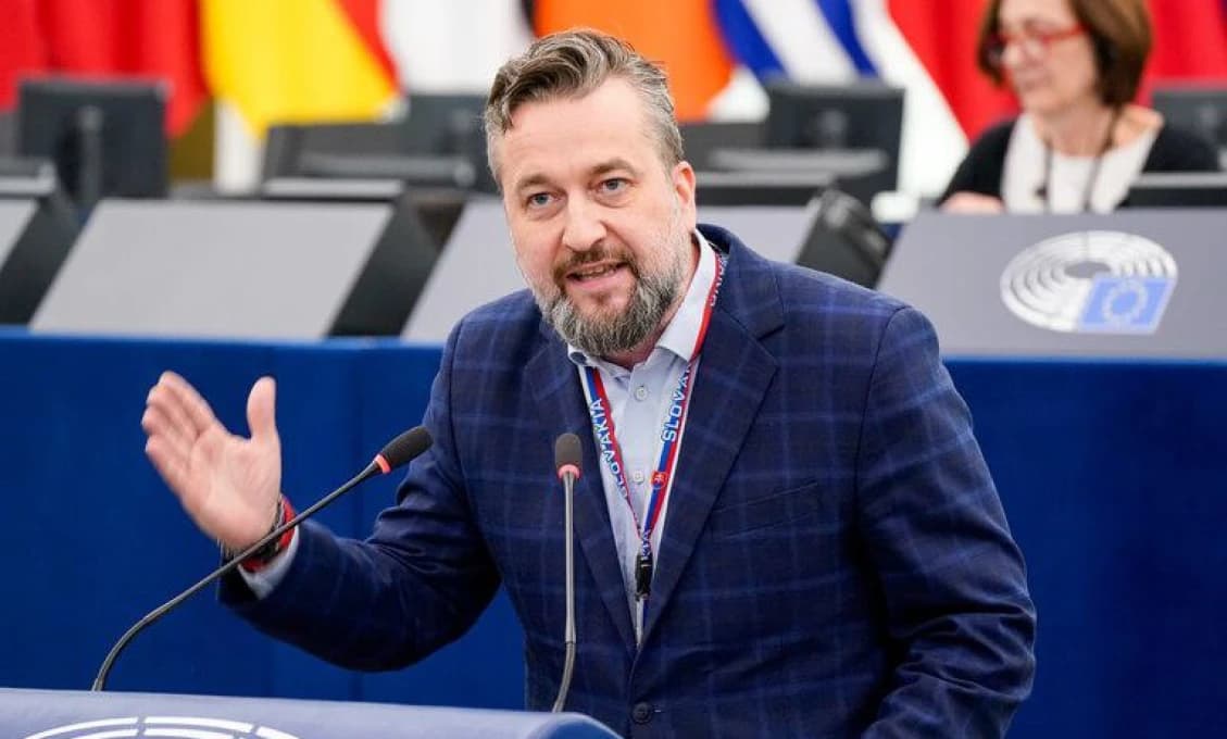 Blaha sa bez kompromisu zastal Bielorusov. Úniu prirovnal k tretej ríši!