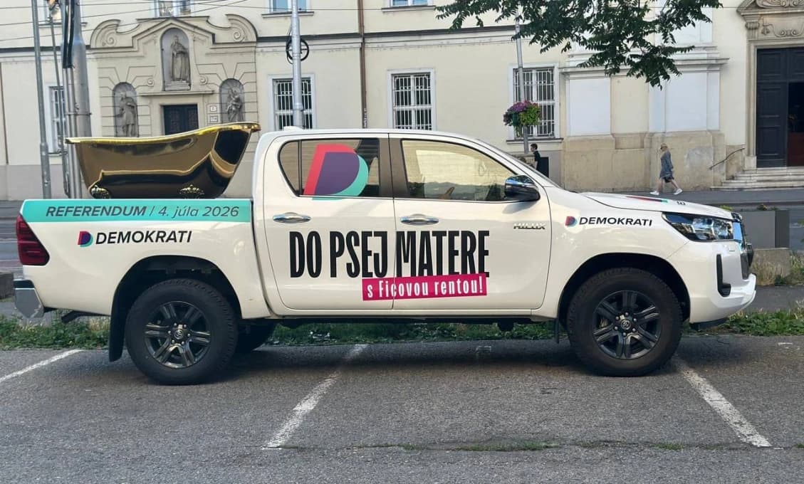 To je súčasť tej “hlbokej orby”? Parkovať ako d*bil? - pýta sa Demokratov Pčolinský (FOTO, VIDEO))
