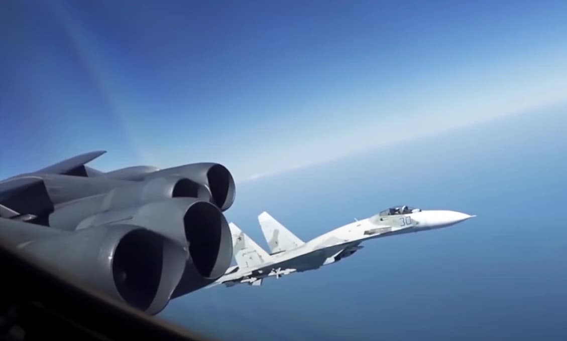 Moskva vyslala signál? Ruské "biele labute" nad Arktídou, bombardéry absolvovali 16-hodinový let