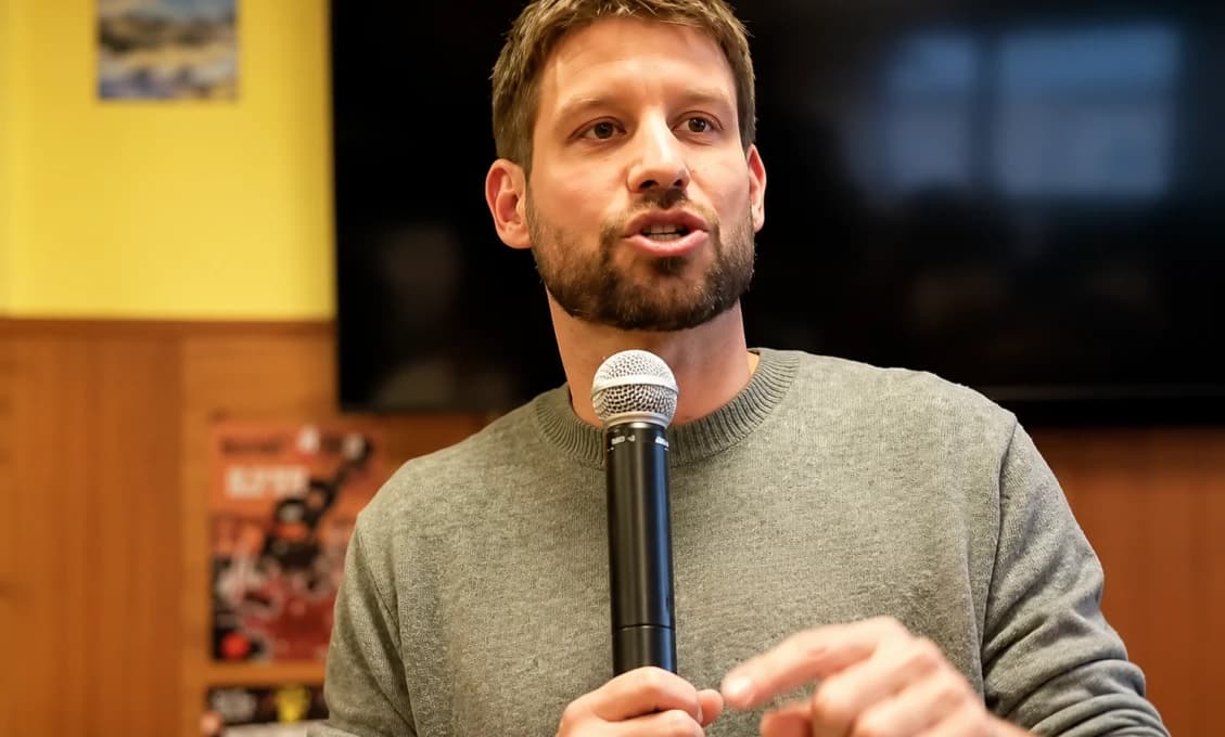 Šimečka dostal otázku na telo! No verklíkuje opäť "lebo Fico, lebo Gašpar"... (VIDEO)