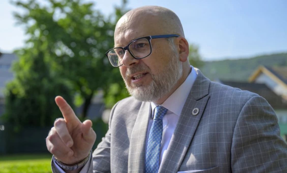 Hlas-SD neustúpil od predĺženia volebného obdobia samospráv