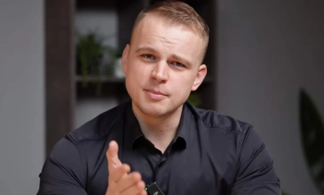 POCHOPIA V PS, ŽE SI DÁVAJÚ NÔŽ NA KRK? Mazurek po útoku islamistu na berlínskom Pride (VIDEO)