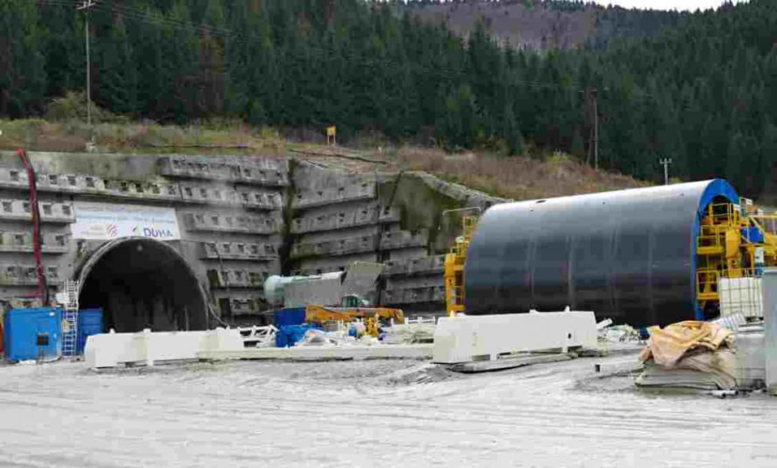 NDS dokončila súťažné podklady pre tender na dokončenie výstavby úseku D1 s tunelom Višňové