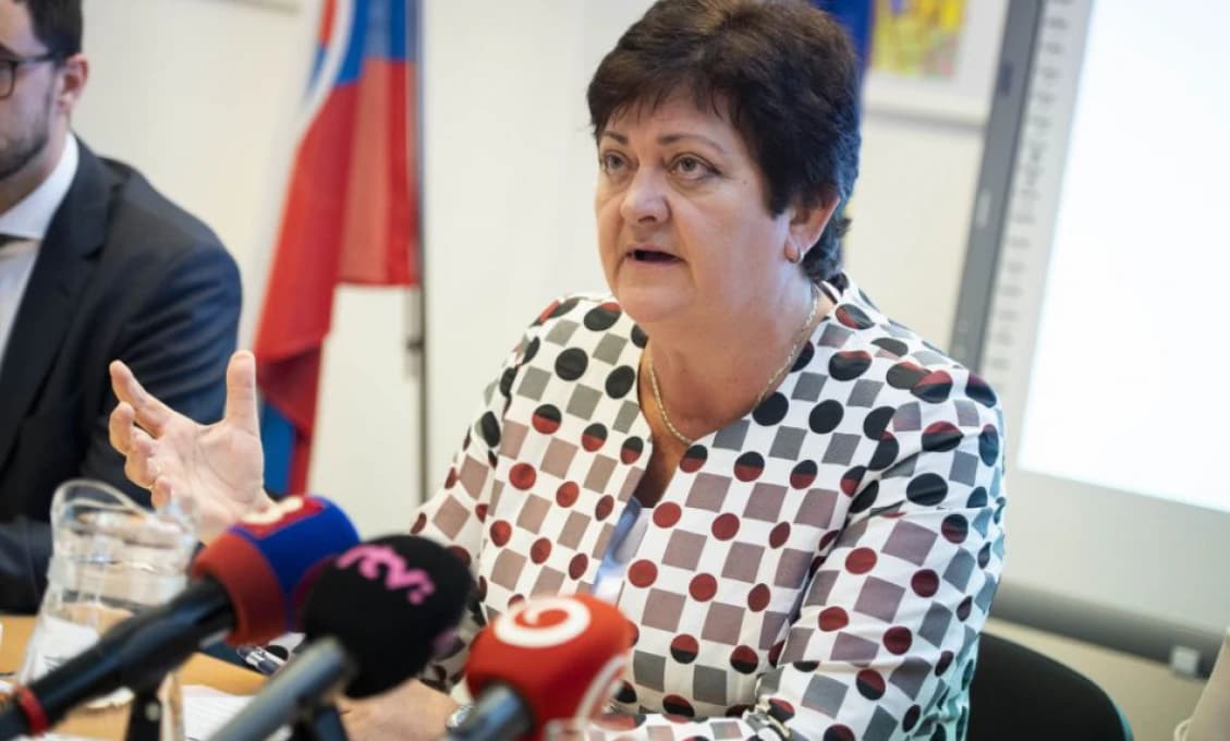 Krajniak: Kandidát na prezidenta Ján Molnár sfalšoval petičnú listinu pre poslancov