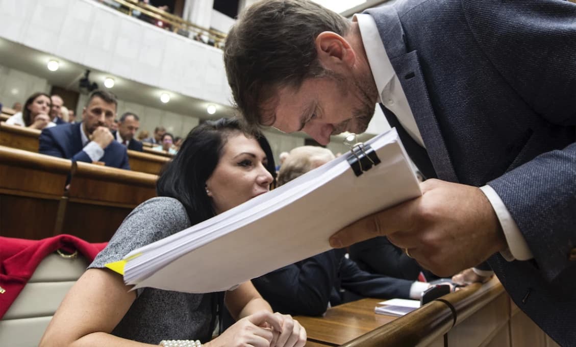 Zákony "Stop Sorosovi" nie sú protiústavné, rozhodol maďarský Ústavný súd