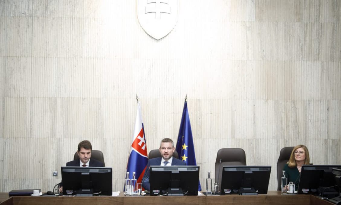 Kabinet schválil trináste dôchodky a dvojnásobné prídavky na deti
