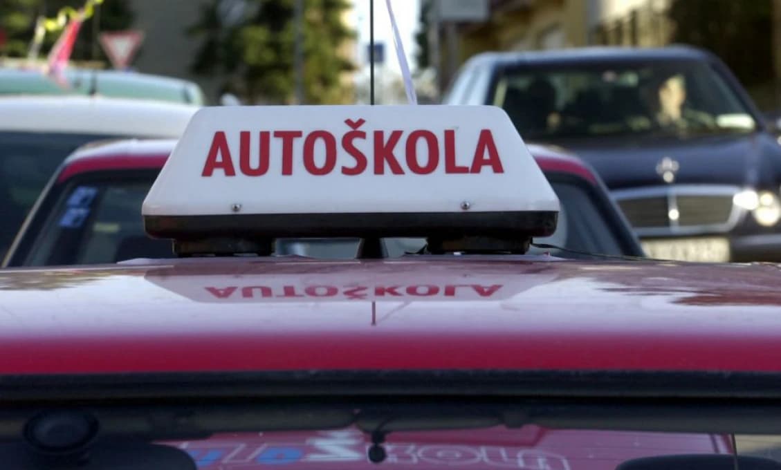 Autoškoly môžu opäť začať s výučbou vodičských kurzov pri zachovaní prísnych hygienických podmienok