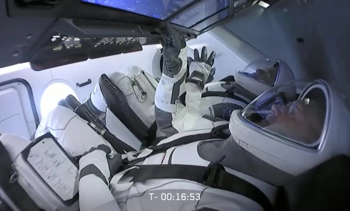 Vesmírna loď Crew Dragon sa pripojila k ISS