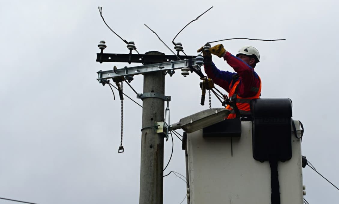 Energetické firmy musia za nedodanie kvalitných služieb vrátiť zákazníkom 545-tisíc eur