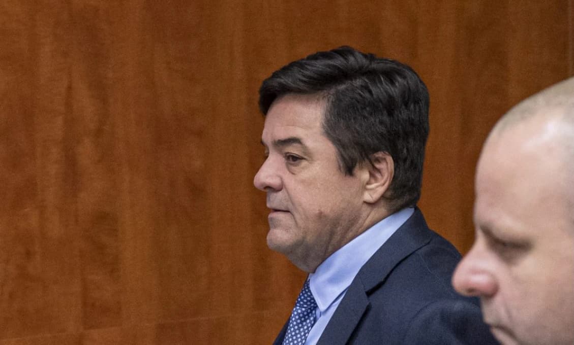 Lučanský dal pokyn, aby sa polícia zaoberala telefonátmi Márie Troškovej s Antoninom Vadalom