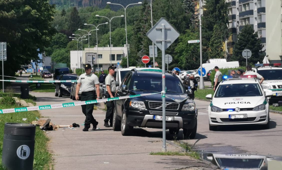 Polícia zastrelila útočníka, ktorý mal napadnúť zamestnancov na ZŠ vo Vrútkach (aktualizácia)