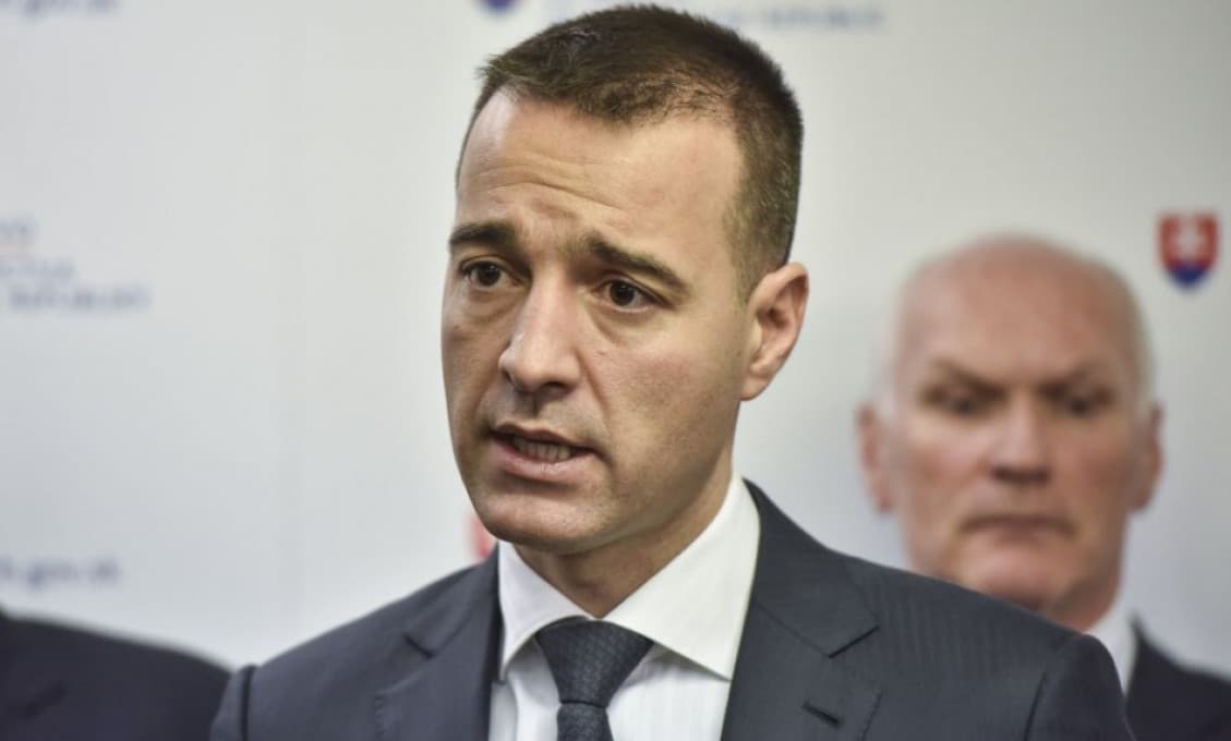 S Pellegrinim má Drucker korektný vzťah, spoluprácu s jeho vznikajúcou stranou nevylúčil