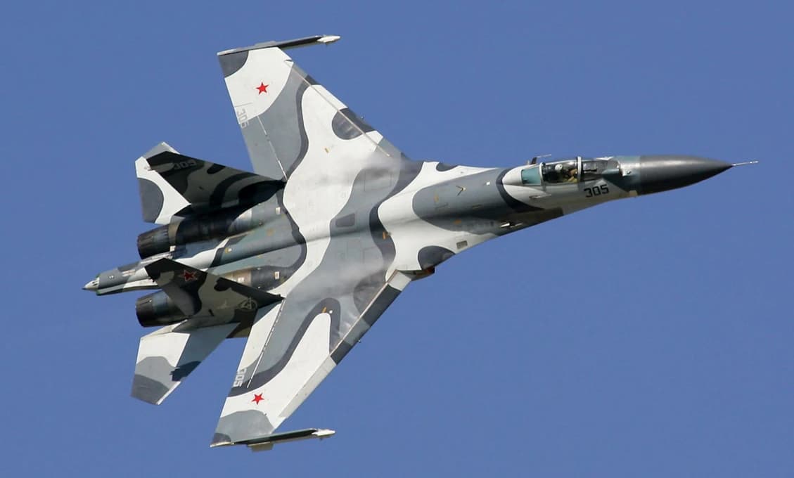 Ruské stíhacie lietadlá sprevádzali dvojicu strategických bombardérov amerického letectva B-52H (VIDEO)