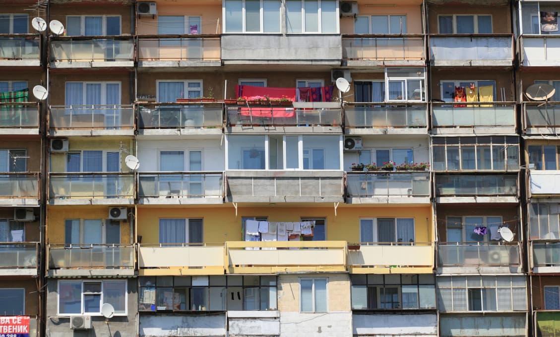Na Slovensku momentálne chýba 220 000 bytov