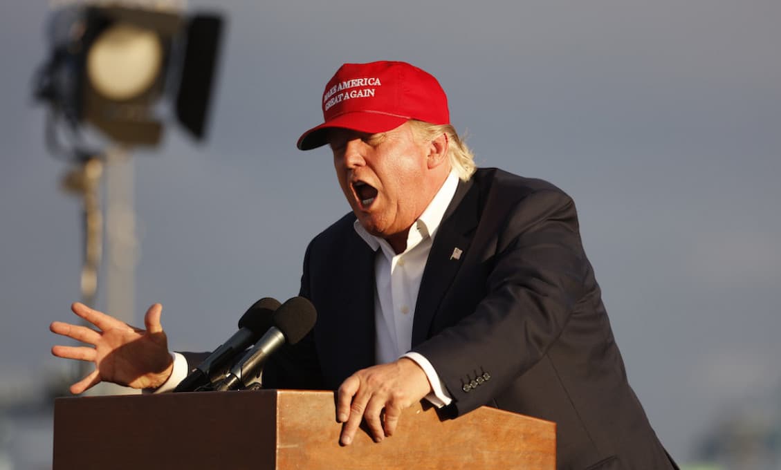Prezident Trump splnomocnil USA právom na náboženský intervencionizmus (Dmitrij Minin)