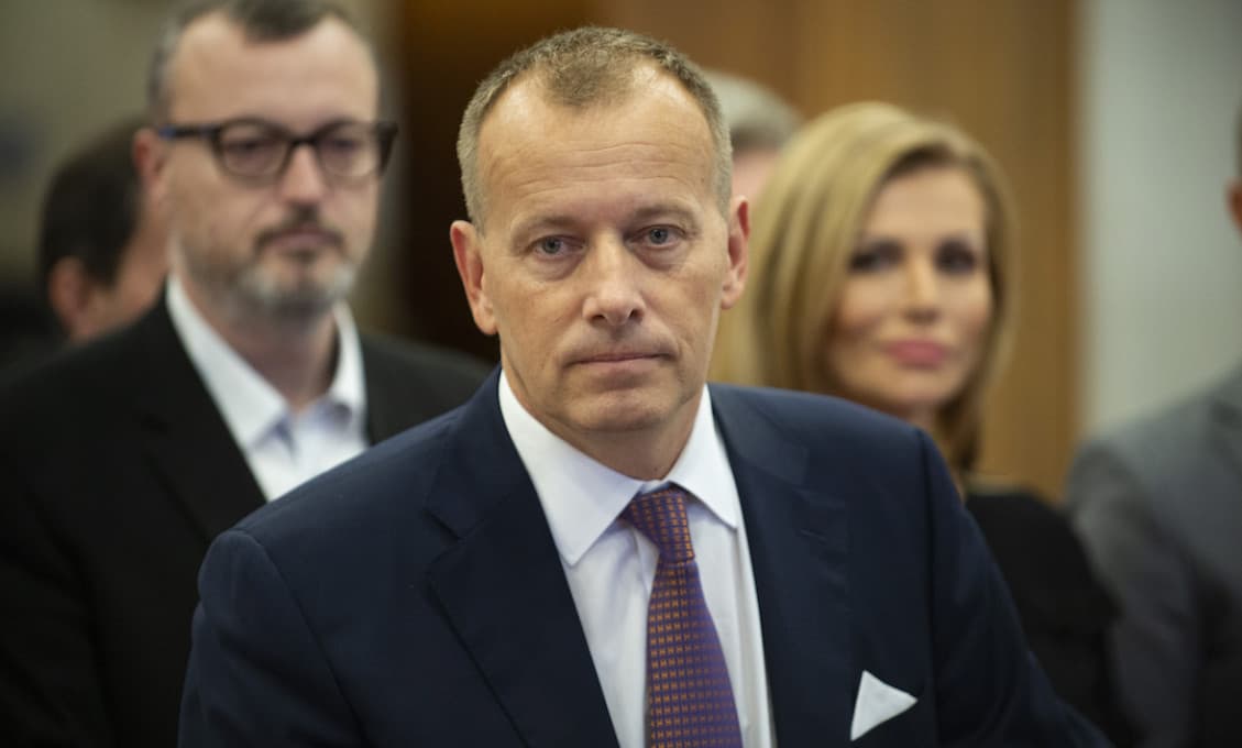 Študenti vyzývajú predsedu parlamentu Kollára, aby odstúpil