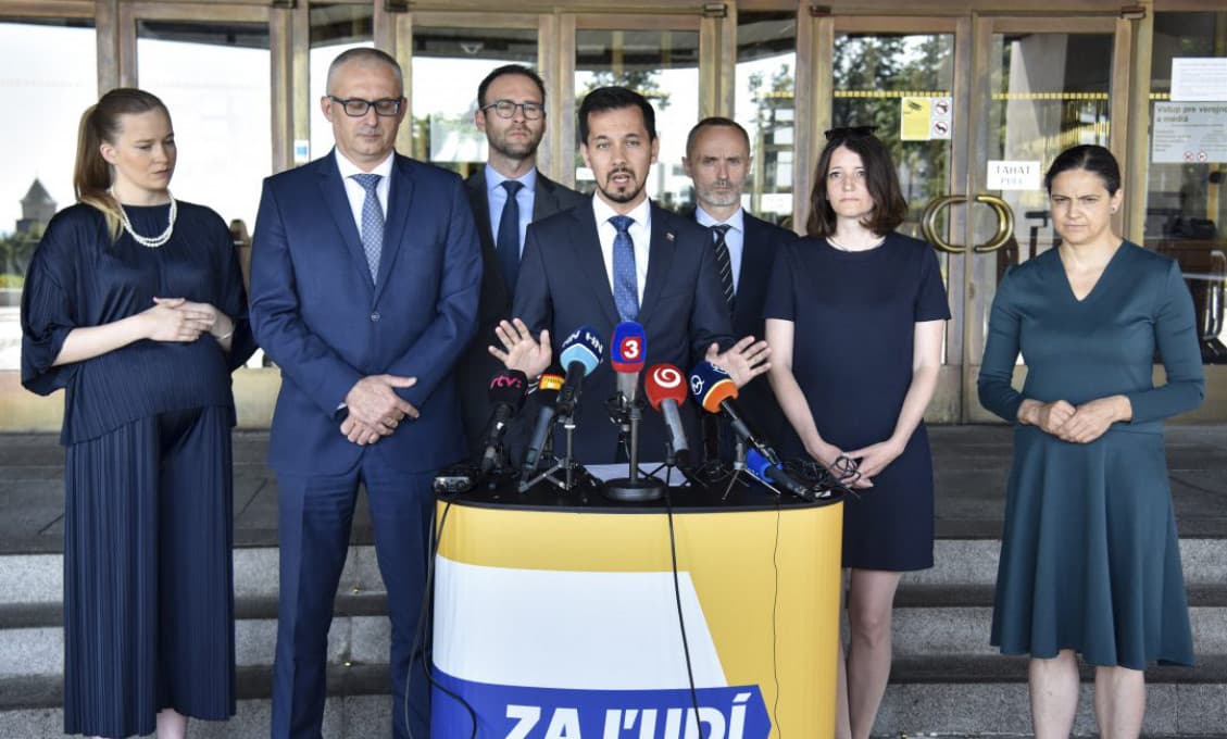 Za ľudí bude komunikovať so SaS o spoločnom postupe v prípade práce B. Kollára