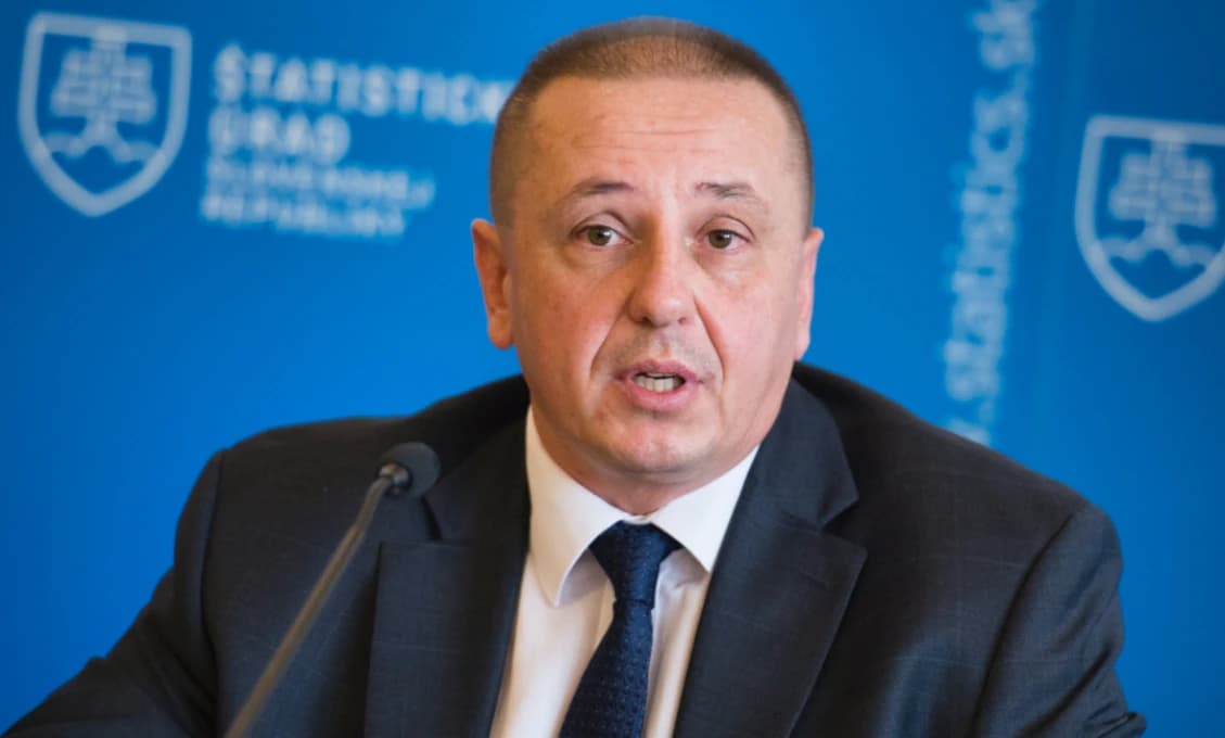 Šéf Štatistického úradu podpísal zmluvu s J&amp;T bez odobrenia vládou