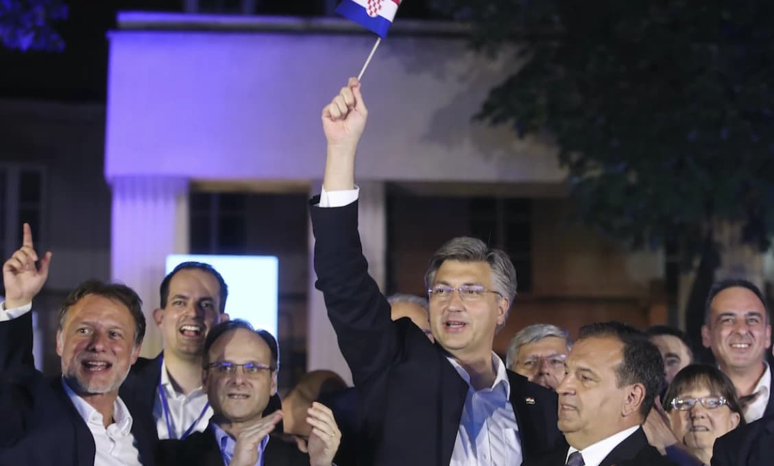 Premiér Plenkovič oznámil "veľké víťazstvo" vládnucej HDZ vo voľbách v Chorvátsku