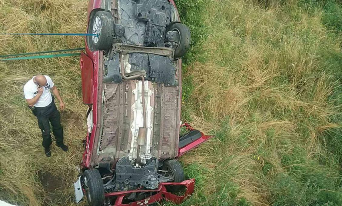 Dopravná nehoda na R1 si vyžiadala život jednej osoby (foto)