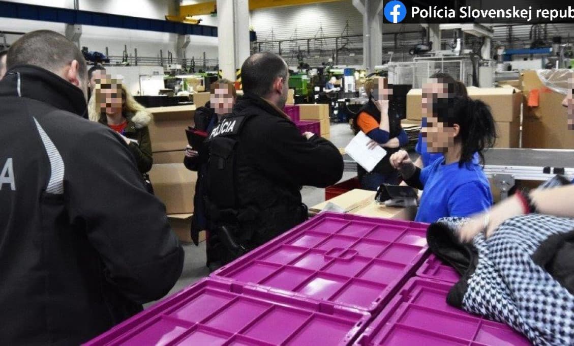Polícia vyhostila piatich Ukrajincov