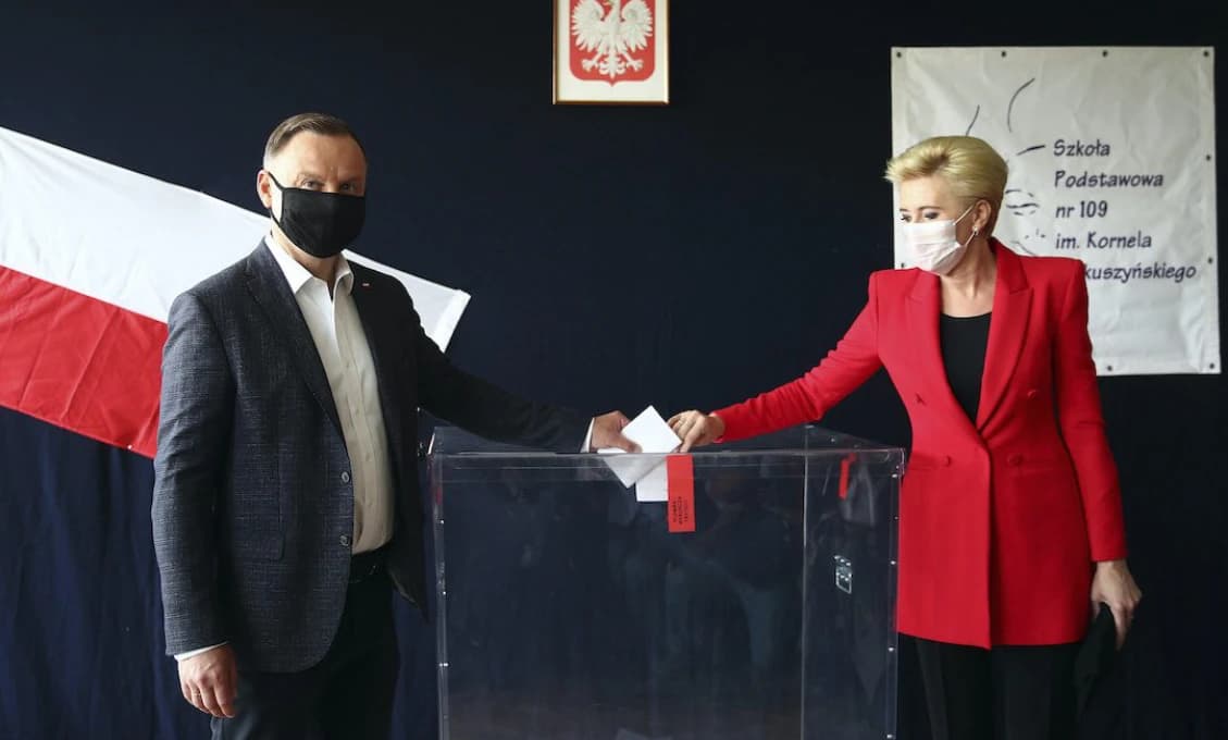 Líbyjská medzinárodne uznávaná vláda opäť obvinila Paríž z podporovania Haftara
