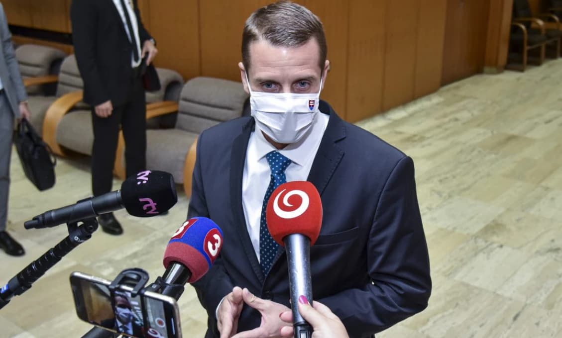 SaS: Talianska mafia pravdepodobne využila Fica na svoju ochranu