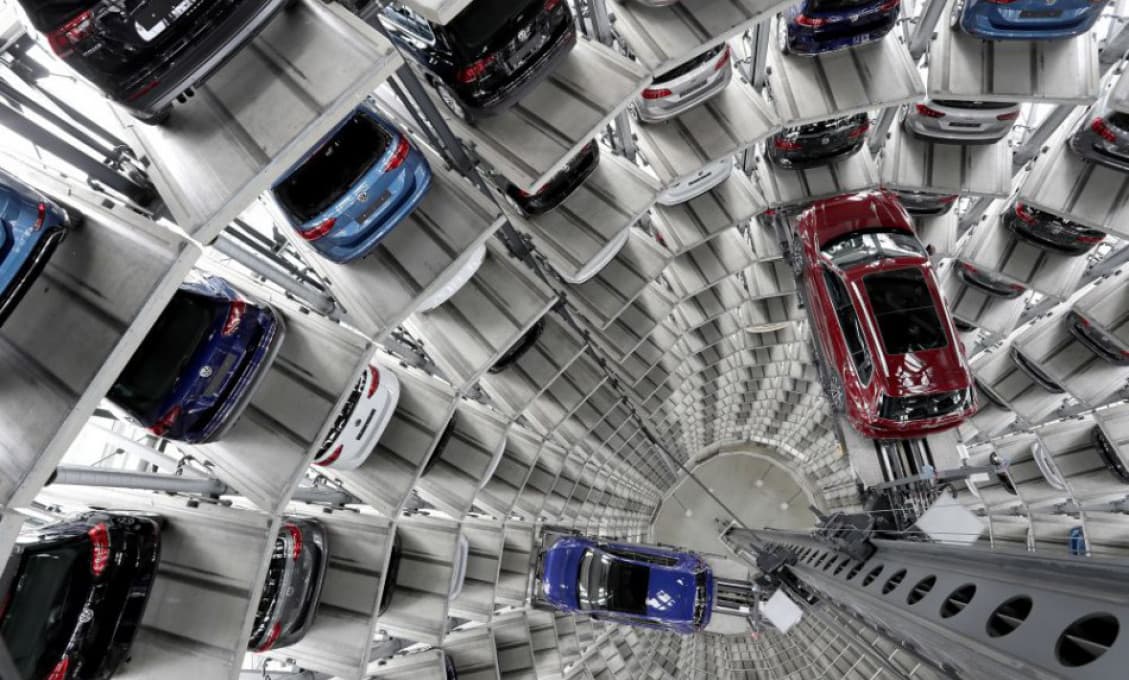Výroba automobilov na Slovensku klesla za prvý polrok podľa odhadov ZAP medziročne o 25 až 30 %