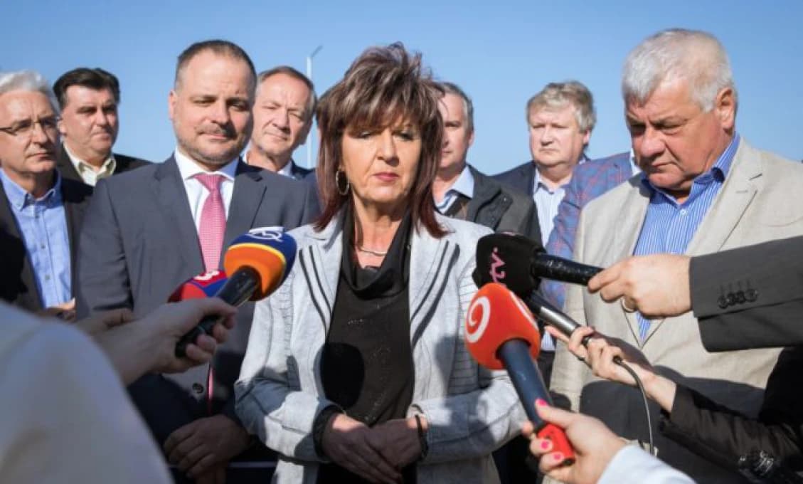 Vallo schytáva kritiku zo všetkých strán! Novým mestským kontrolórom bude bývalý kandidát za Smer