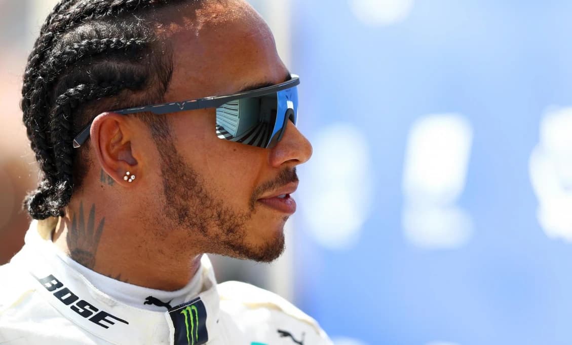 Hamilton opäť suverénny na Hungaroringu, v Maďarsku vyhral ôsmykrát a je lídrom MS