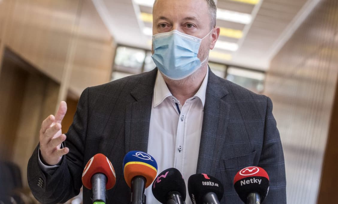 Posty riaditeľov úradov práce obsadzuje Sme rodina straníckymi funkcionármi, tvrdí PS