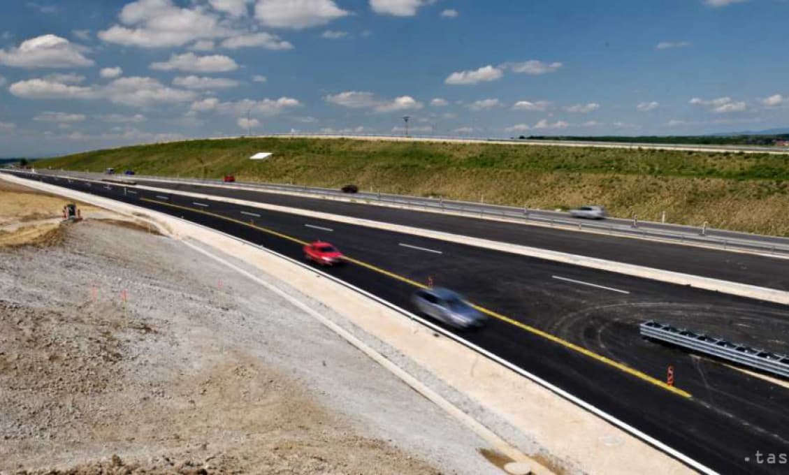 Plán výstavby cestnej infraštuktúry má zahŕňať aj úsek R2 s tunelom Soroška