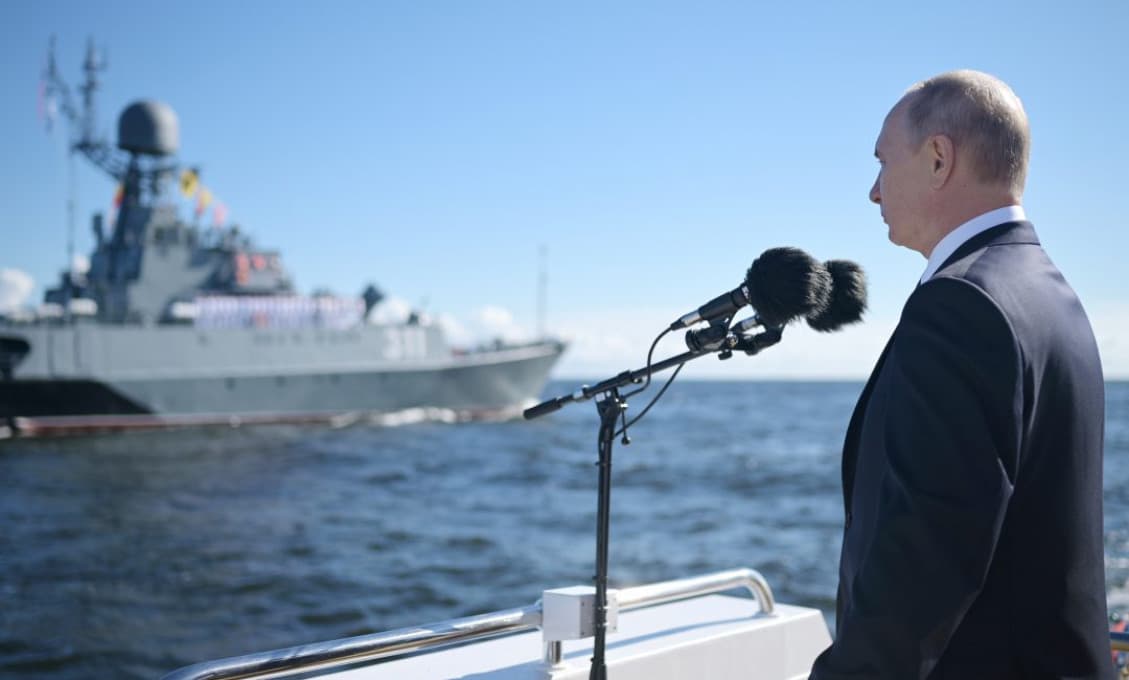 Putin sľúbil ruskej armáde hypersonickú zbraň aj 40 nových plavidiel