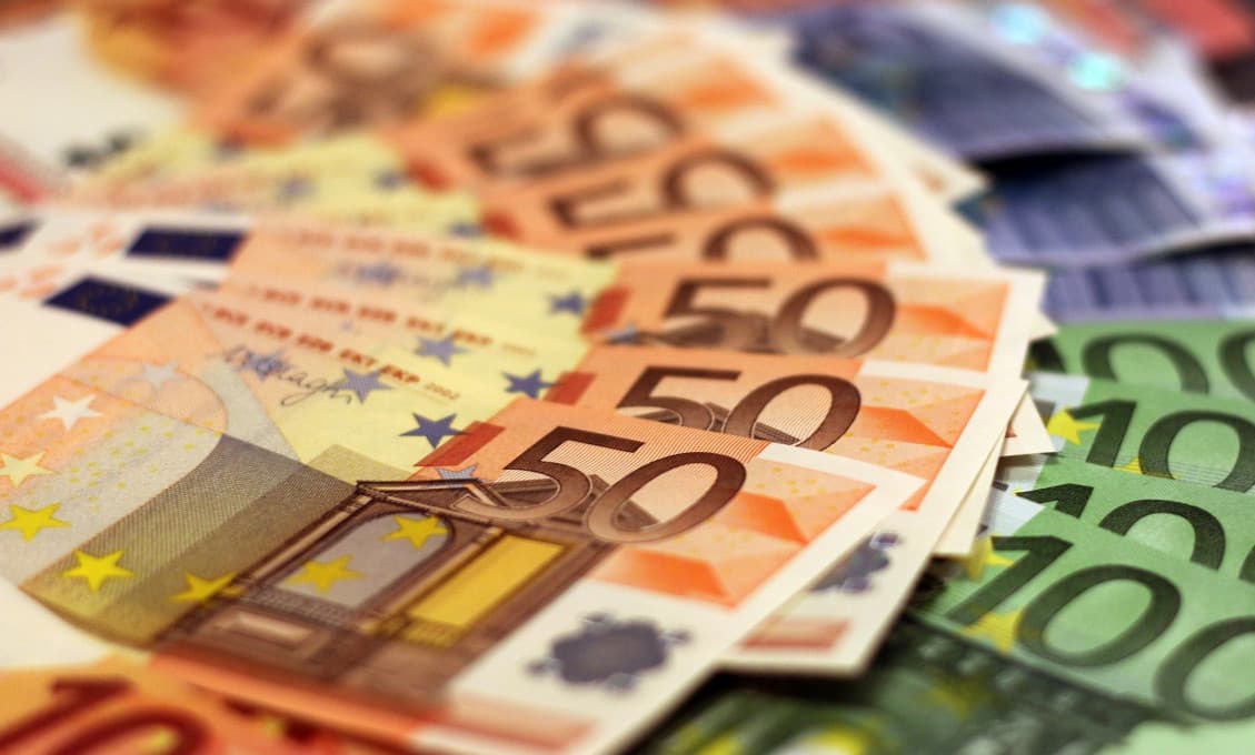 Sociálny balíček sa podľa štátneho tajomníka rezortu financií prijíma v čase, keď to ekonomika potrebuje