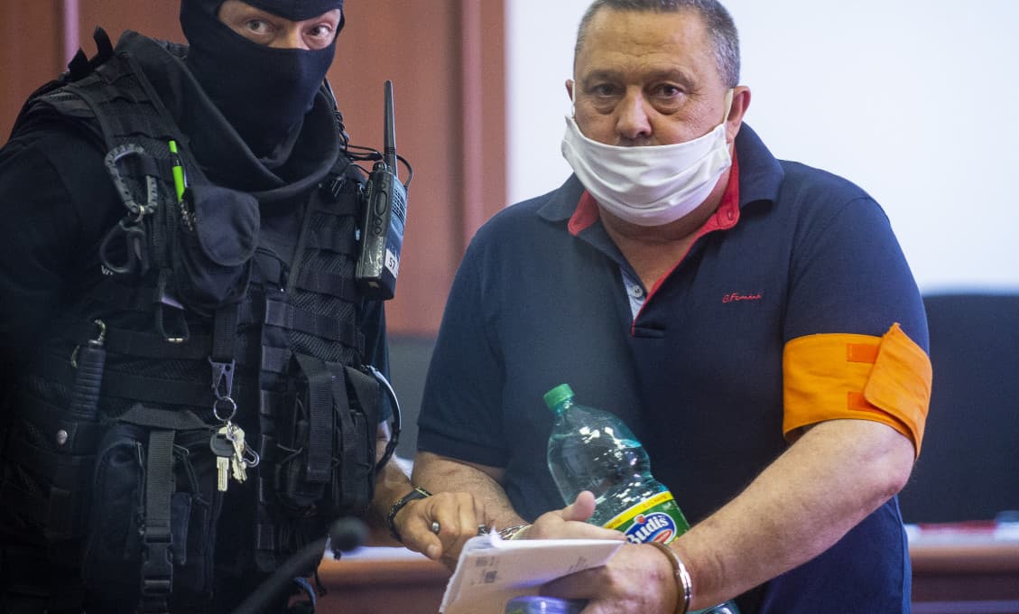 Údajní sátorovci mali svoje obete aj škrtiť,dohodu o vine a treste odmietli