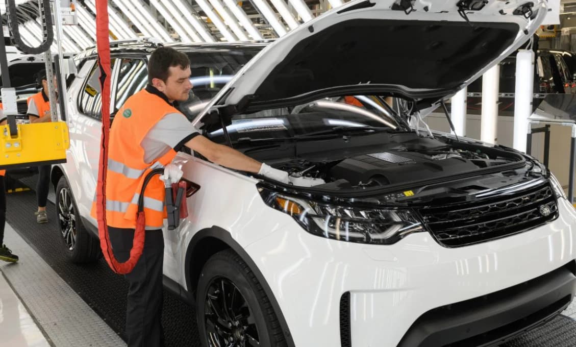 Nitriansky Jaguar Land Rover získal povolenie na rozšírenie svojej výroby (aktualizácia)