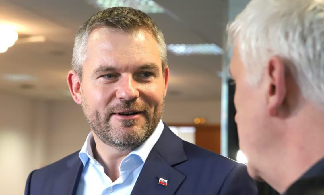 Vláda má nebezpečnú ústavnú väčšinu, dokáže s krajinou robiť,čo chce, tvrdí Pellegrini
