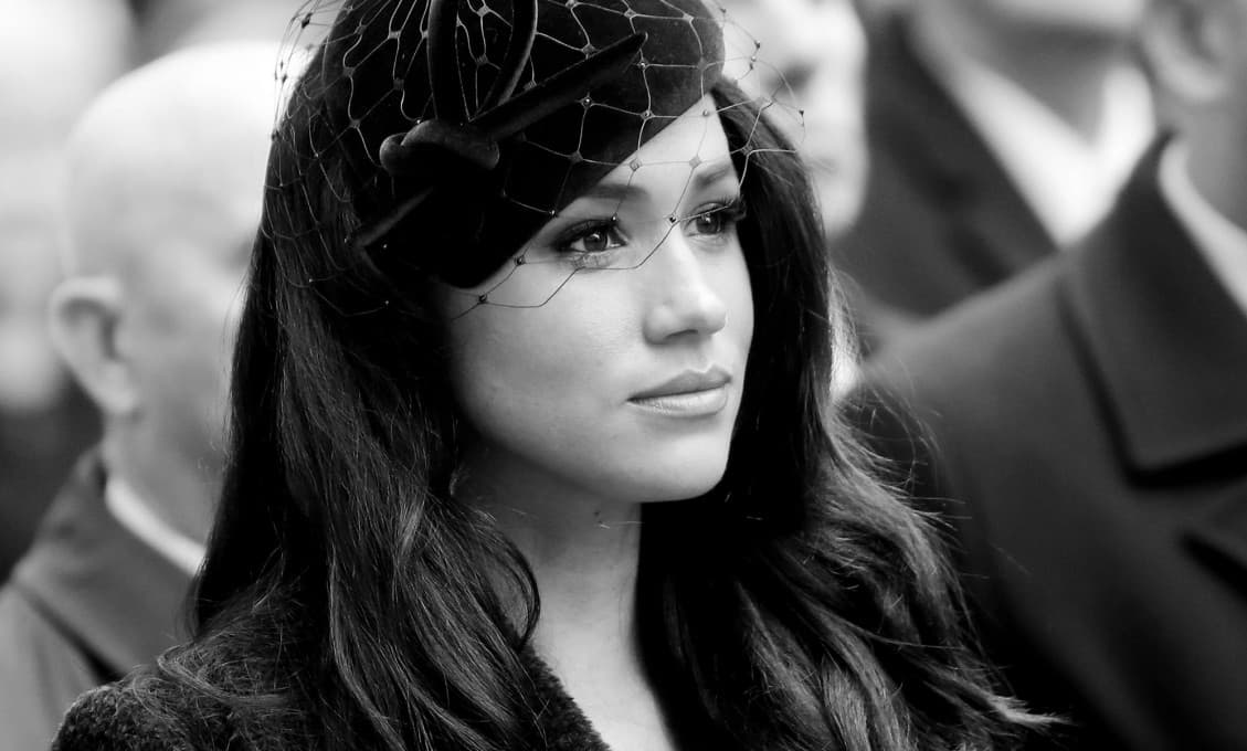 Vopred dohodnutí paparazzi?! Meghan pomohol ku sláve podvod!