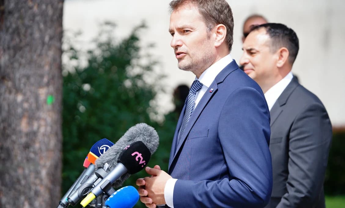 Postup pri vetovanej novele o prokuratúre záleží od dohody v koalícii, tvrdí premiér