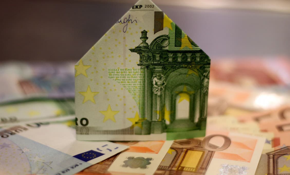 Úverovanie obyvateľstva v júni rástlo, no týkalo sa to najmä úverov na nehnuteľnosti