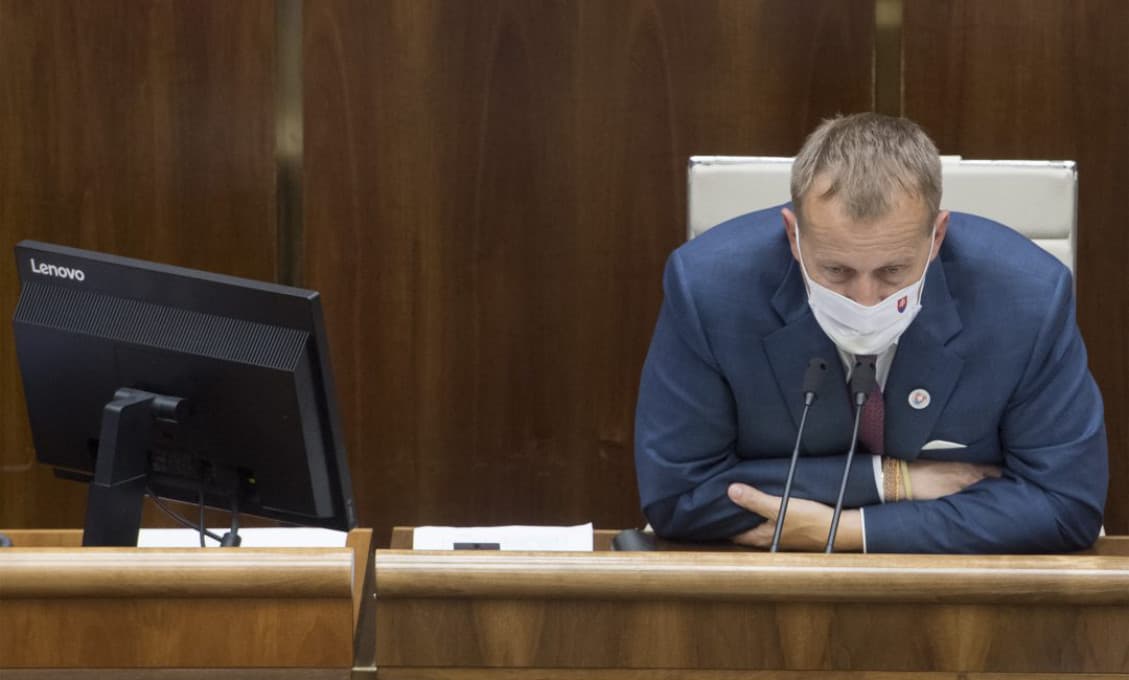 Kollár obíde koaličné kluby, schôdza k vetovaným zákonom by mohla byť 12.8.