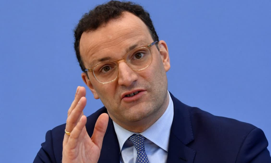 „Pandémia ešte neskončila,“ varuje nemecký minister zdravotníctva