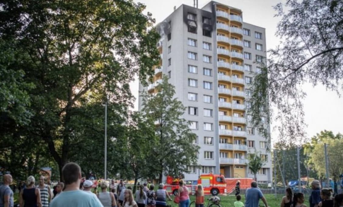 Policajti zadržali podpaľača z Bohumína, ktorý spôsobil smrť 11 ľudí vrátane 3 detí