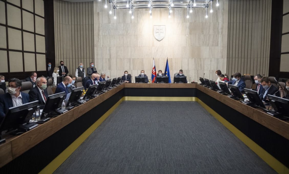 Úrad vlády spustil portál na prerozdeľovanie financií z Fondu vzájomnej pomoci