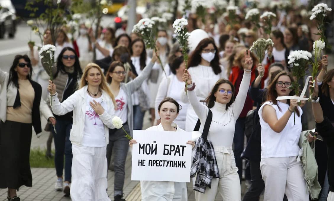 Neustávajúce protesty v Bielorusku si vyžiadali dialóg