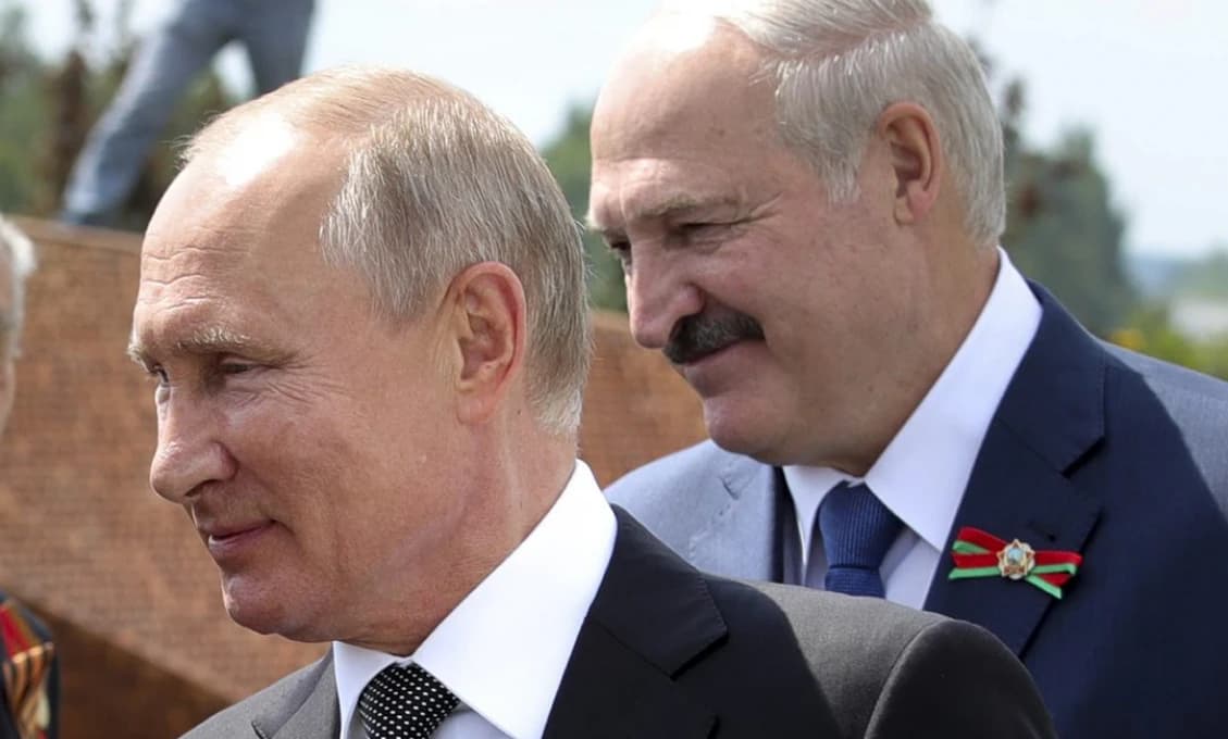 Putin prisľúbil Lukašenkovi pomoc