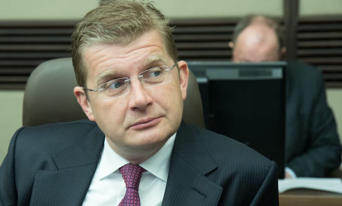 Žiga odmieta tvrdenia Matoviča o uzatváraní zmlúv na predražené právne služby