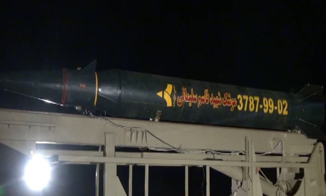 Irán odhalil nové rakety pomenované po bývalom generálovi Solejmáním (VIDEO)